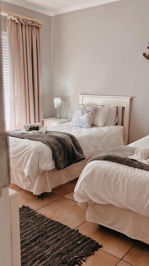 To Let 2 Bedroom Property for Rent in Diaz Beach Western Cape